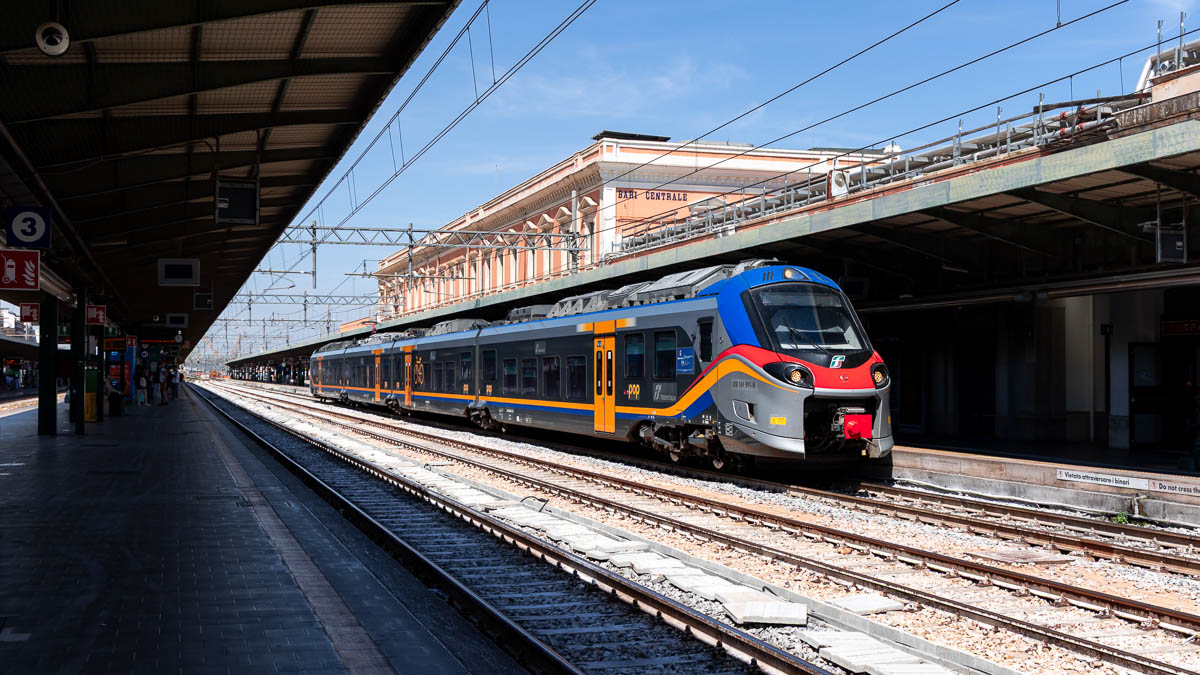 FS ETR 104 091 Bari Centrale