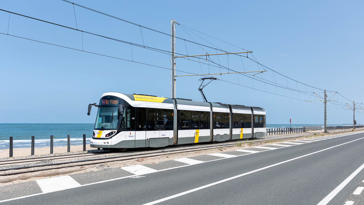 De Lijn 6158 (Typ Urbos) Provinciedomein, Raversijde
