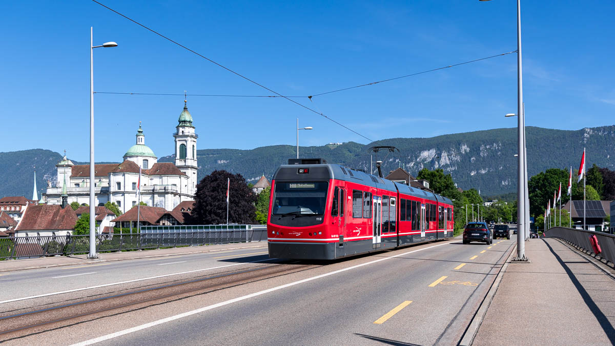 S-Bahn Bern - asm 113 (Be 4/8 STAR) in Solothurn, Rötibrücke (Schweiz)