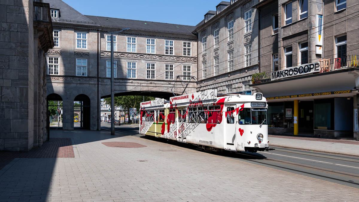 Straßenbahn Rhein-Ruhr: BOGESTRA 88 in Mülheim a.d.R., Stadtmitte