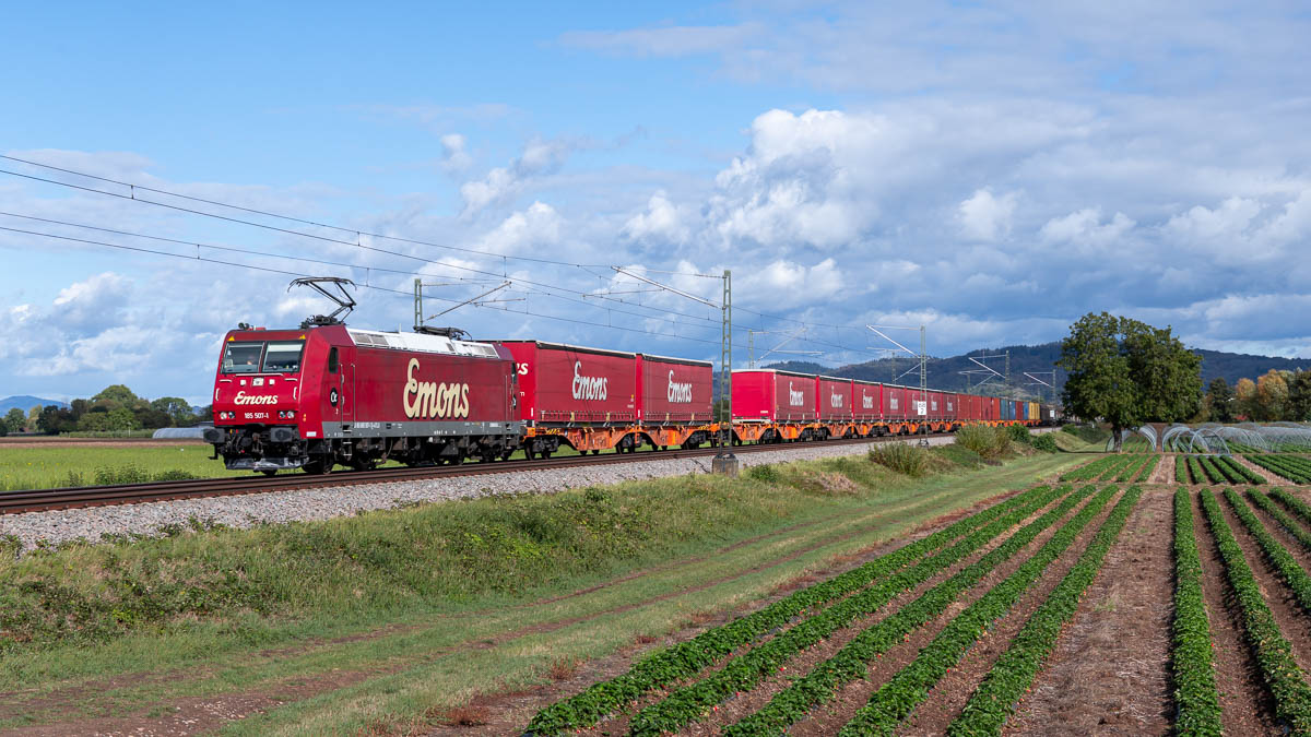 Güterzug mit Emins 185 507 in Heddesheim